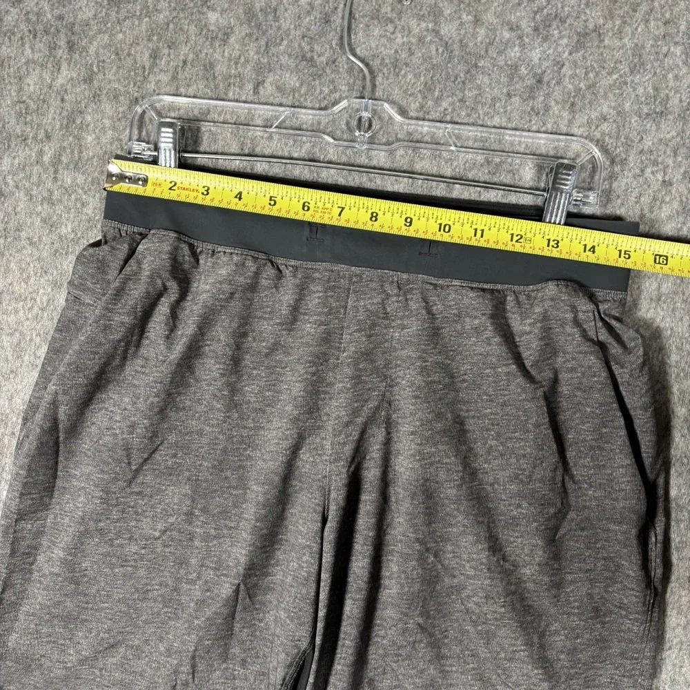 Lululemon Shorts Men's Medium 9